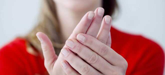 Как правильно ухаживать за кожей рук и кутикулой зимой