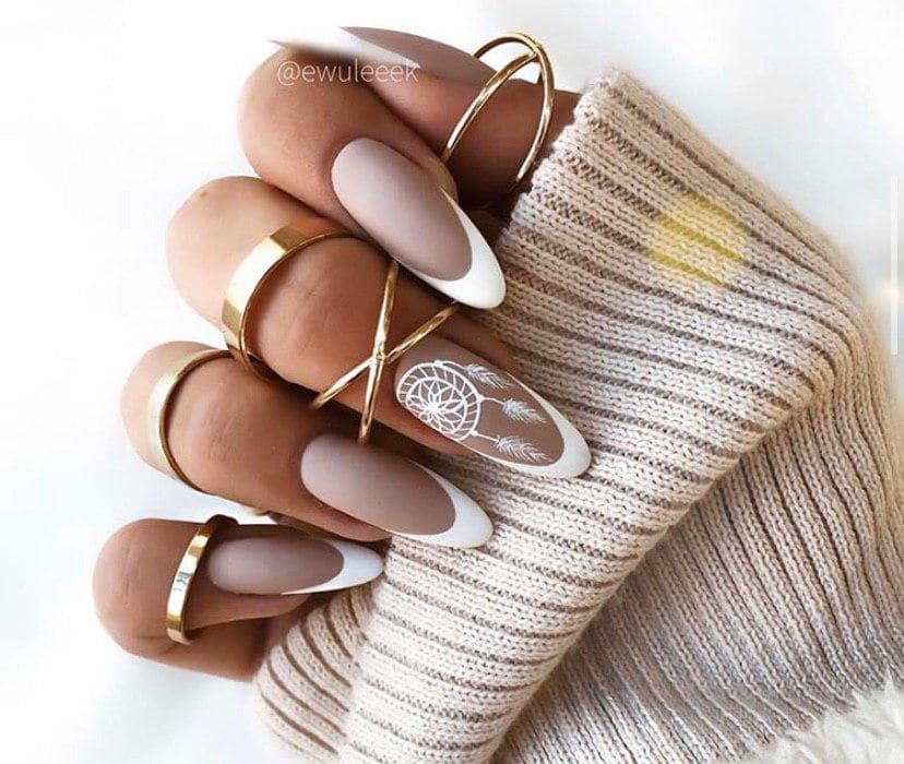 Дизайн на овальных ногтях