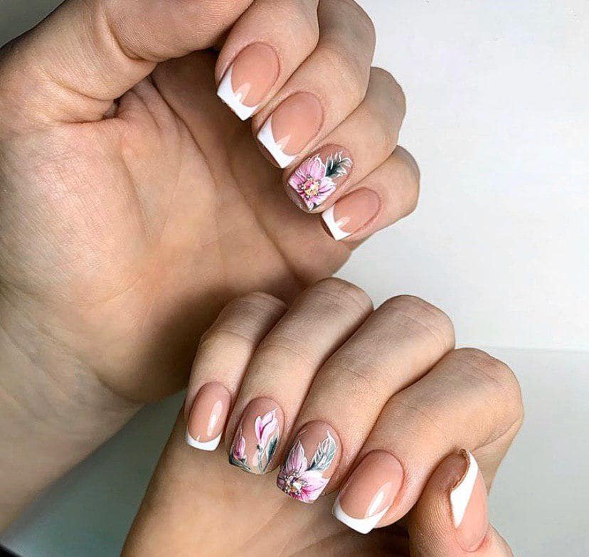 Флористика в дизайне ноготков