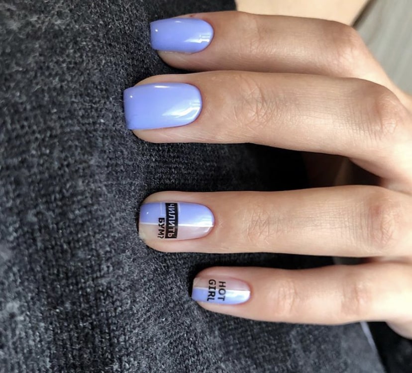 Фотодизайн на ногтях фразы