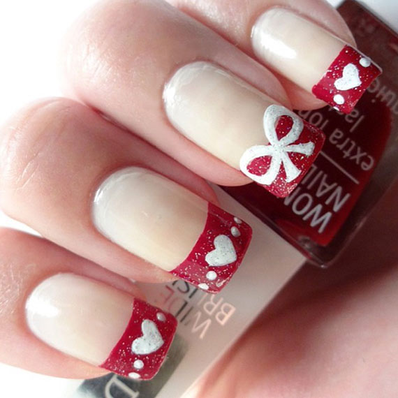 Французский маникюр с сердечками-02