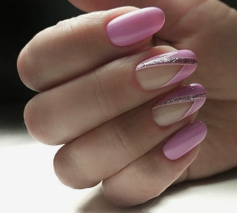 Френч с формой треугольник на короткие ногти