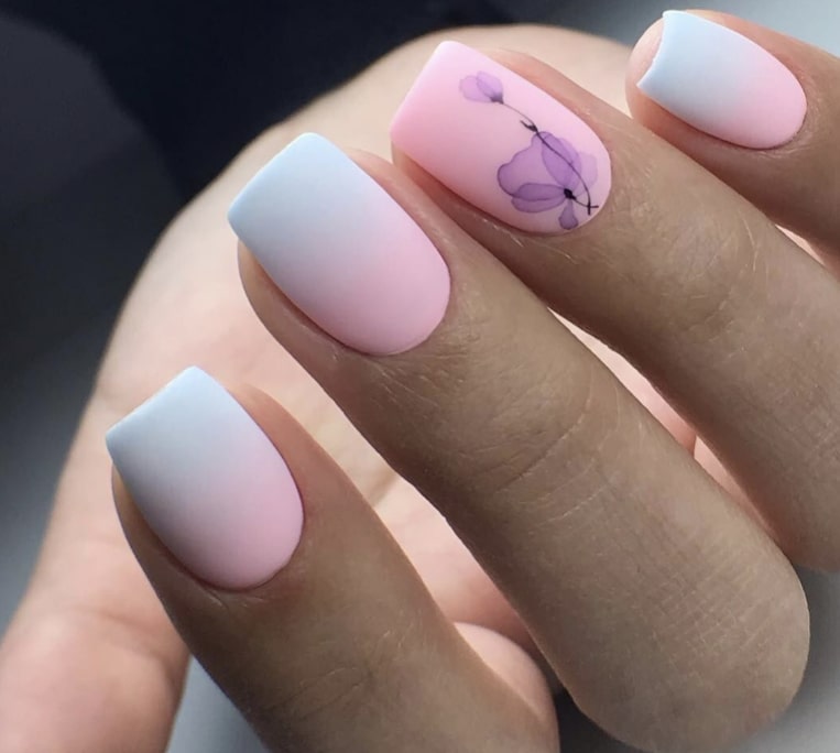 Градиент на ногтях