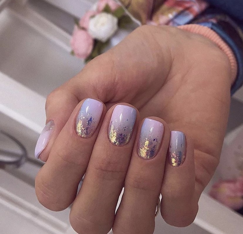 Градиент на ногтях