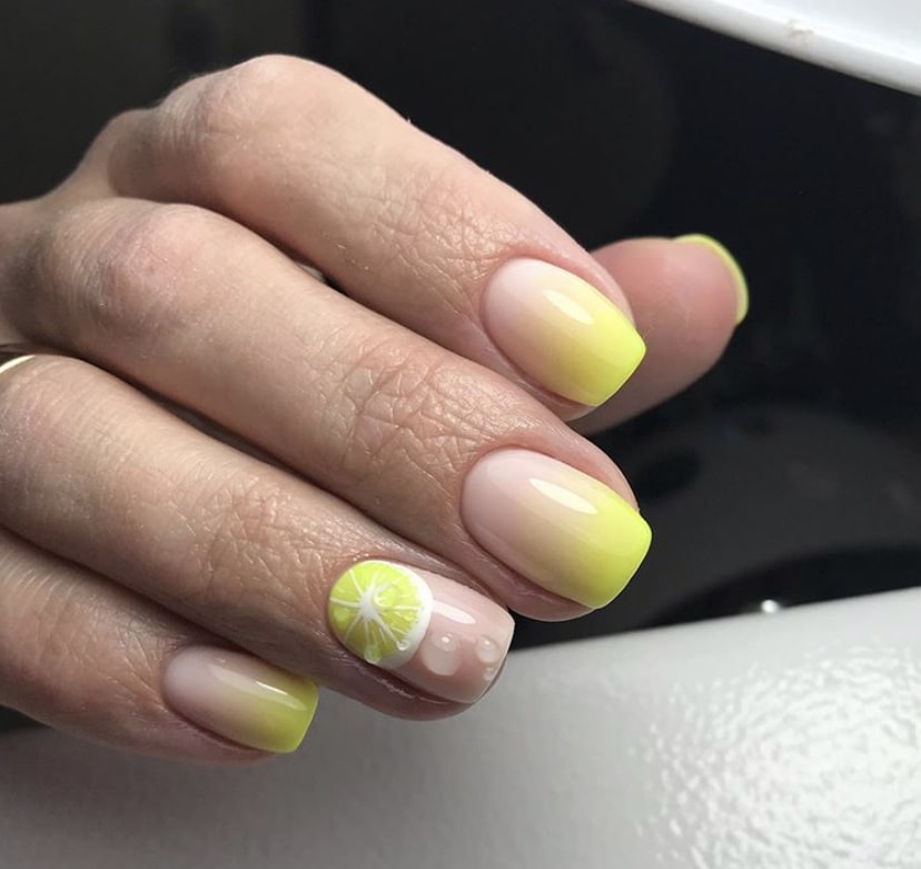 Градиент на ногтях