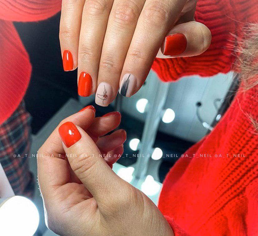 Красный маникюр на осень