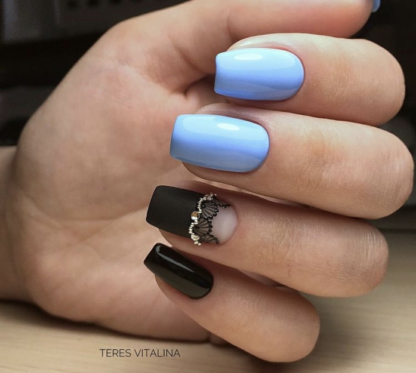 Кружевной маникюр