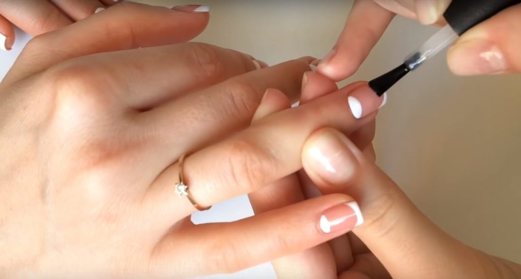 Наносим финишное покрытие