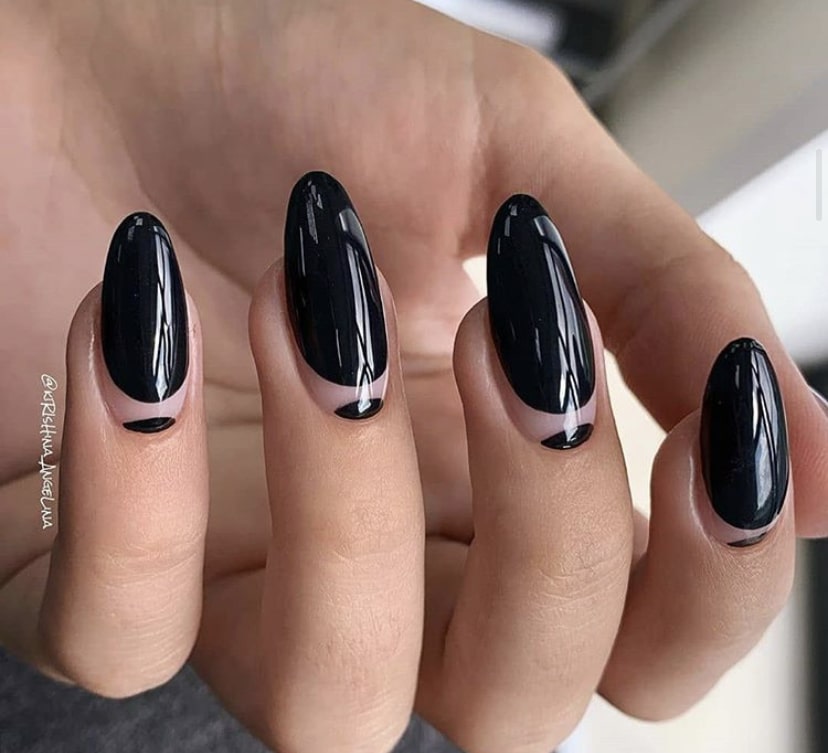 Лунный маникюр 2019