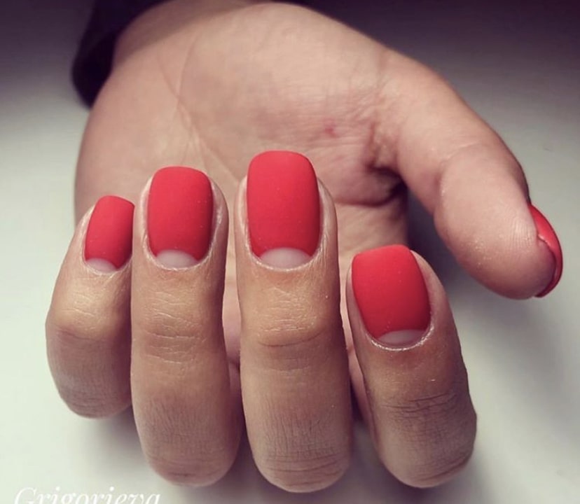 Лунный маникюр 2019