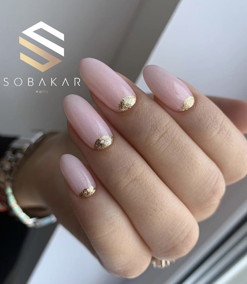 Лунный маникюр