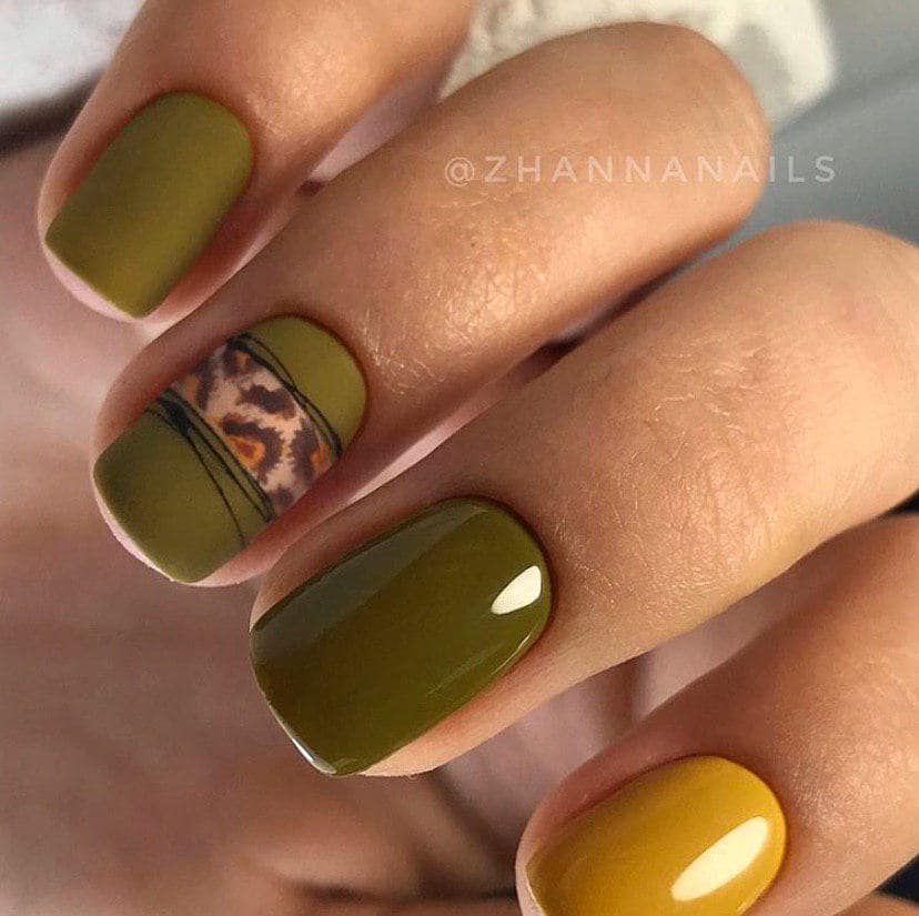 Маникюр в зеленых тонах