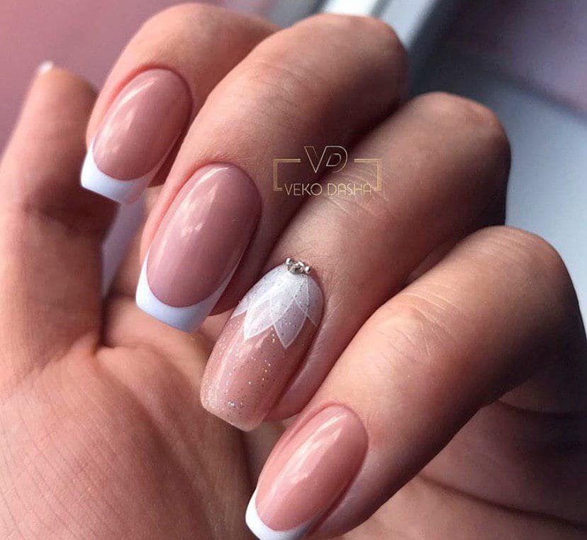 Модный свадебный маникюр