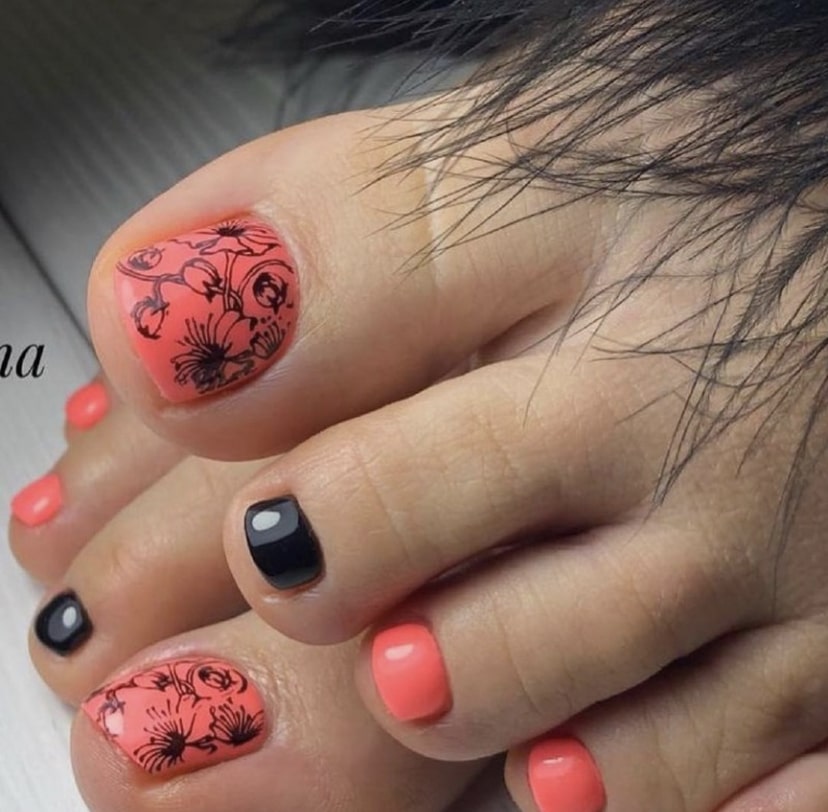 черный педикюр фото дизайн