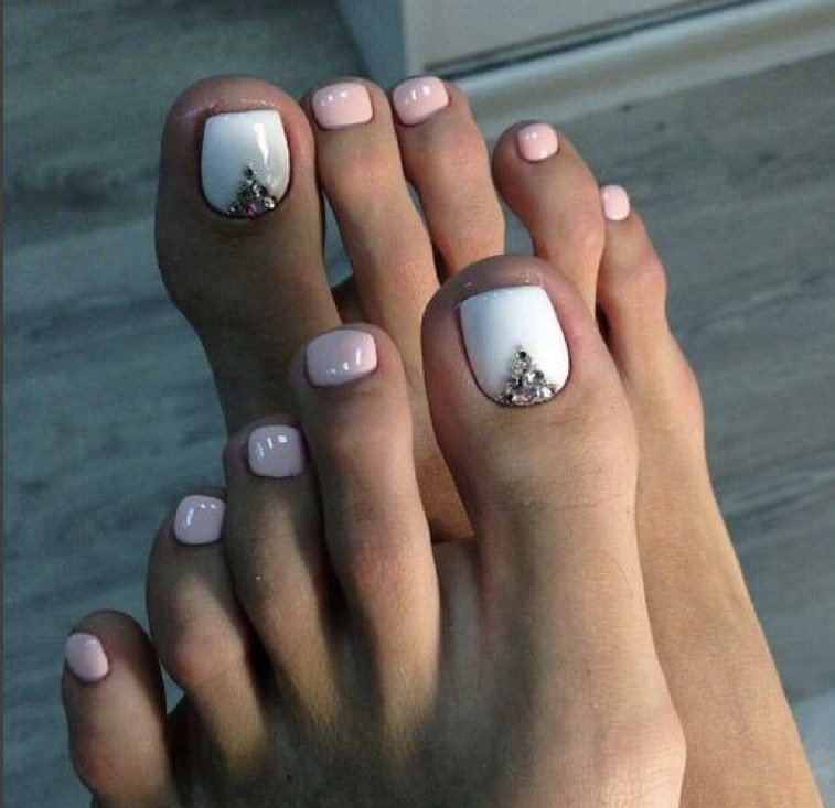 стразы педикюр дизайн фото