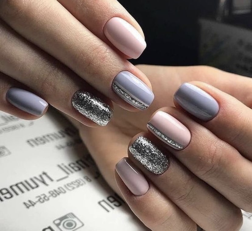 Светлые тона для оформления ноготков 2019