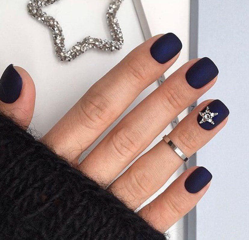 Темные оттенки гель -лака на осень