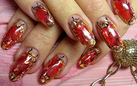 Красный дизайн ногтей фото