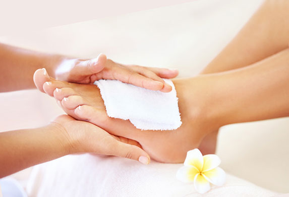 Аппаратный педикюр