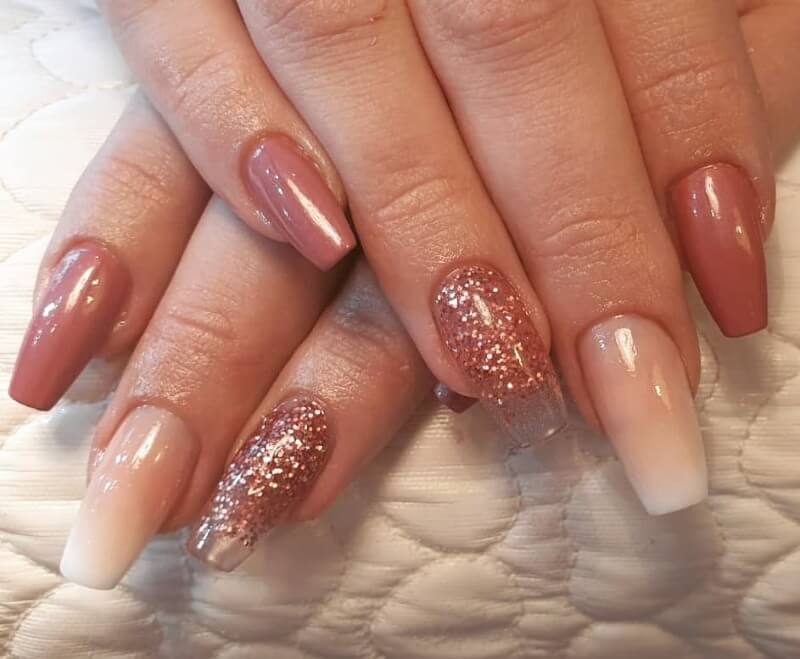 Бронзовый прозрачный маникюр