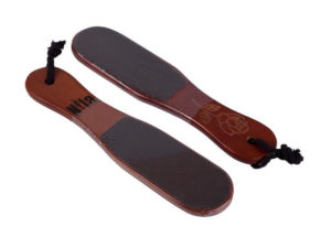 Пилка для педикюра на деревянной основе