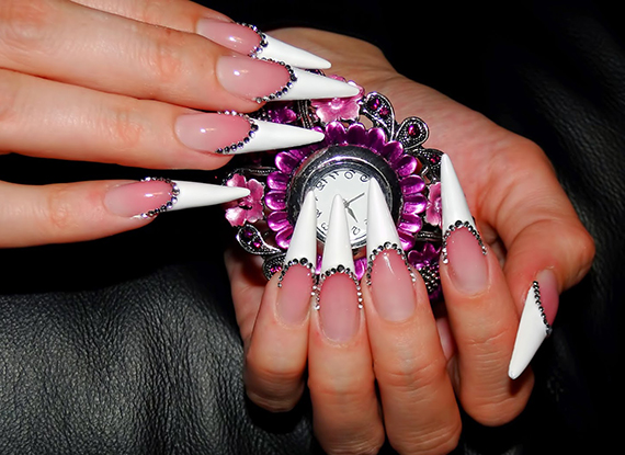 dizajn-nogtej-dlya-torzhestvennyx-sluchaev-10