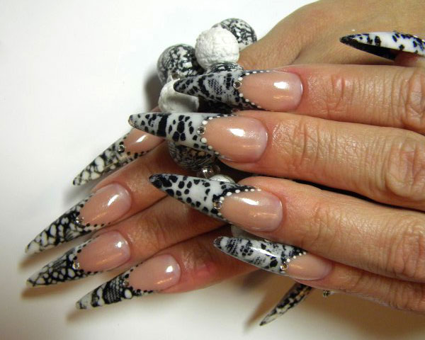 dizajn-nogtej-french-24