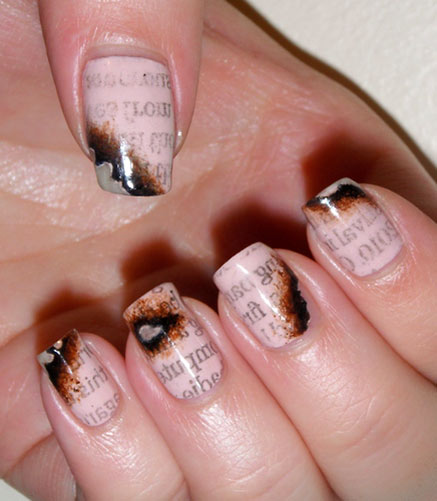 кусочки газеты фото