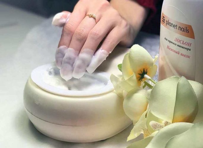 Как провести горячий маникюр дома самостоятельно