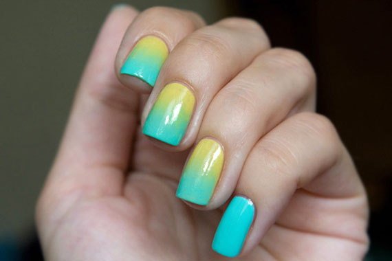 Гель-лак для градиентного маникюра