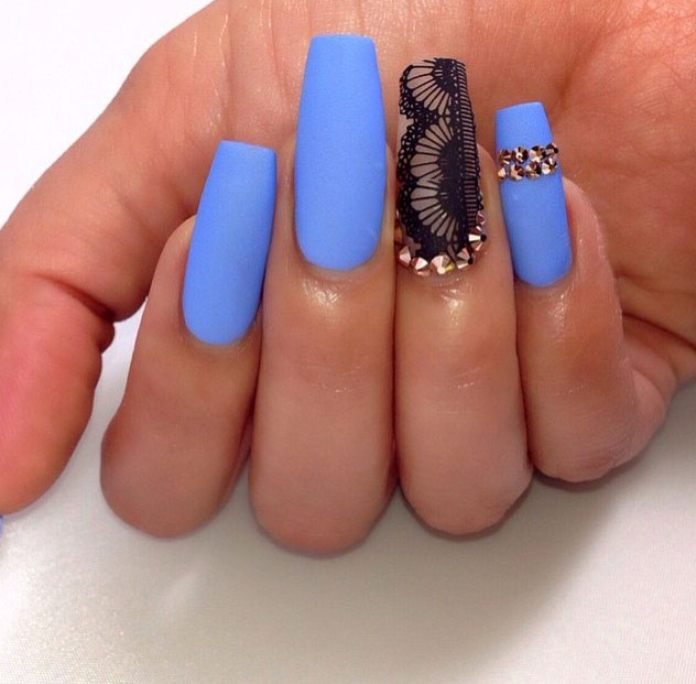 Нити и кружева