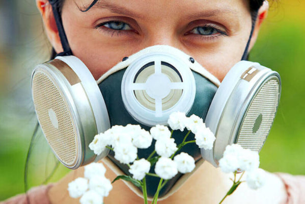 Как обезопасить себя от вредных воздействий покрытий ногтей