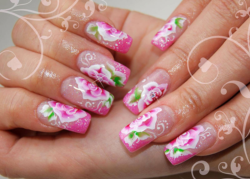 kitajskaya-rospis-na-nogtyax-15