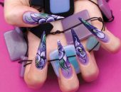 kitajskaya-rospis-na-nogtyax-52