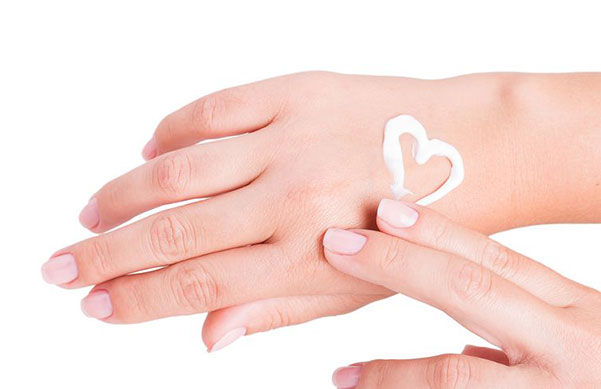 Комбинированный маникюр преимущества