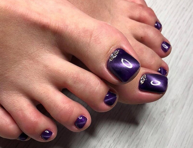 Педикюр со стразами