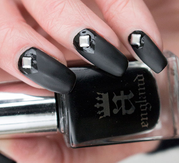 матовый красивый маникюр