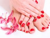 krasnyj-manikyur-foto-06