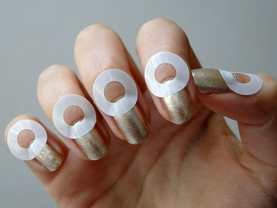 Лунный маникюр-50