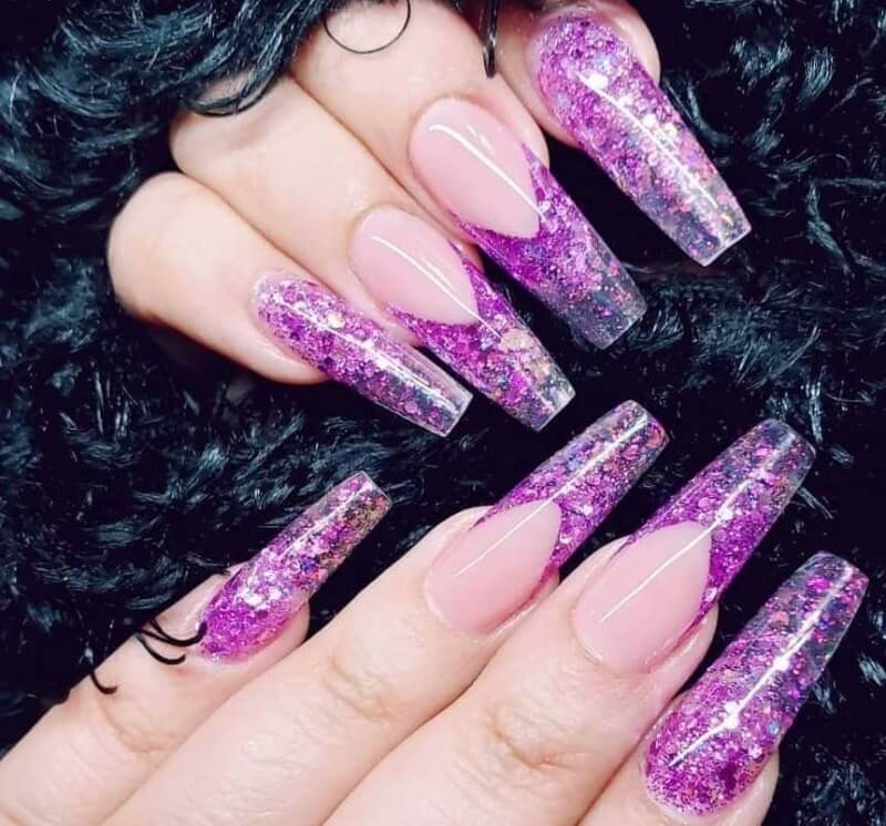 Маникюр на длинные ногти с блестками