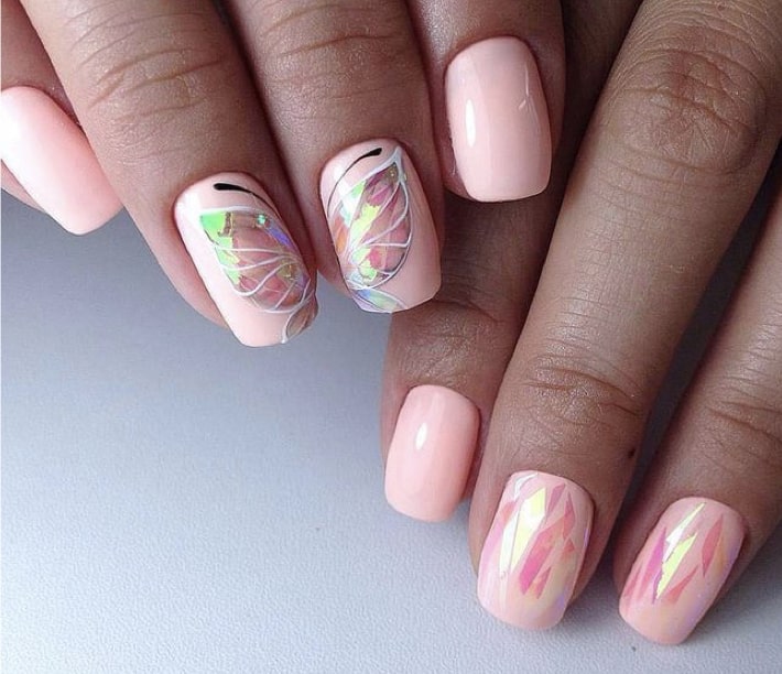 маникюр бабочки «битое стекло»