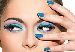 Маникюр с тенями