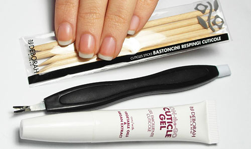 Минимальный набор для домашнего маникюра