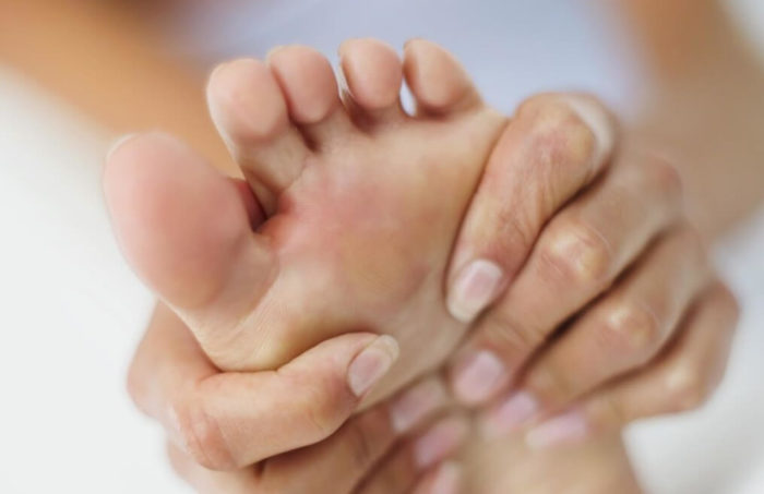 Массаж ступней