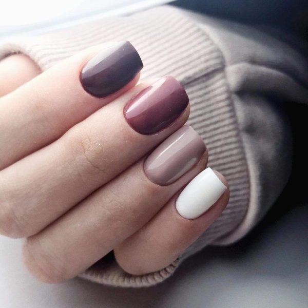 Многоцветный осенний макникюр