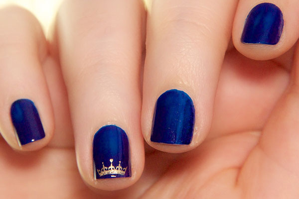 Оттенки синего цвета в маникюре