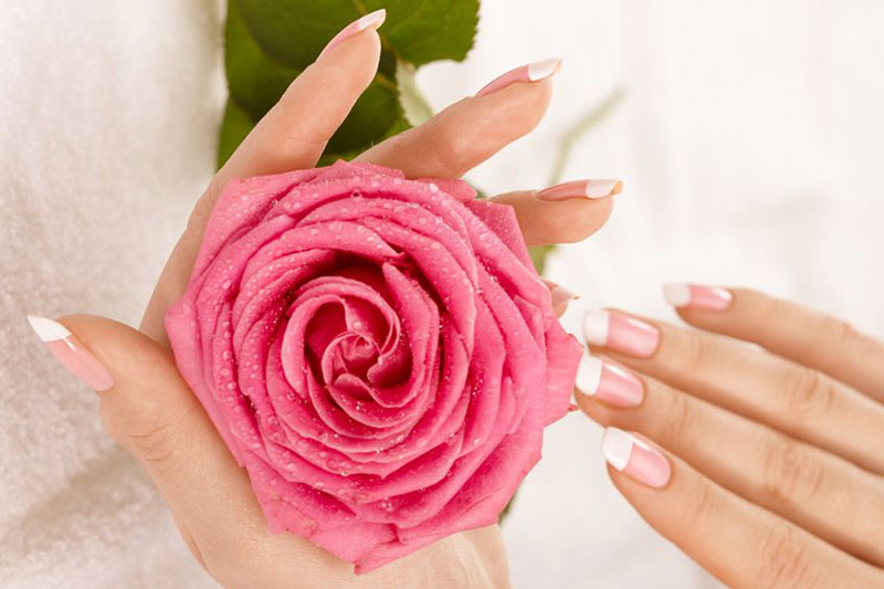 Основные правила маникюра для беременности