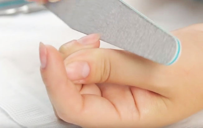 nanesenie-gel-laka-02