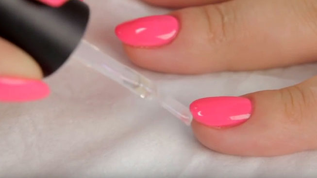 запечатывание края ногтя