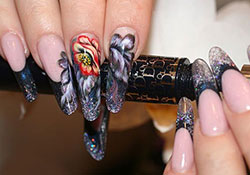 Наращивание ногтей на дому